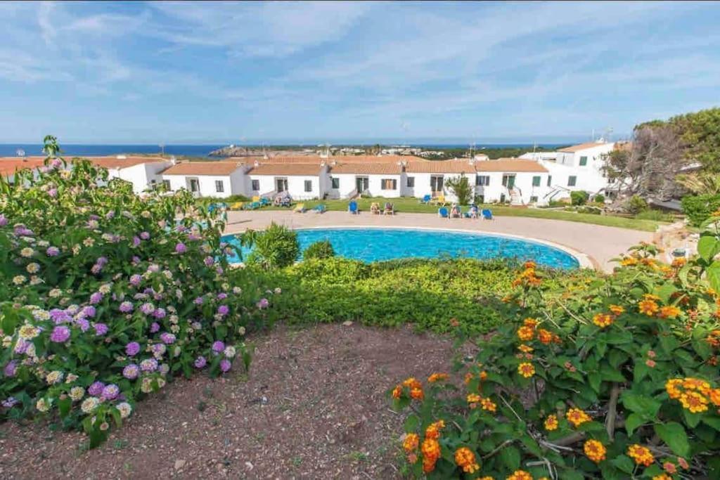 Lovely Hideaway With Pool And White Sand Beach Arenal d'en Castell Extérieur photo