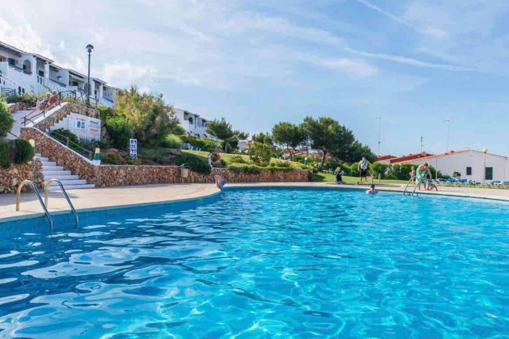 Lovely Hideaway With Pool And White Sand Beach Arenal d'en Castell Extérieur photo